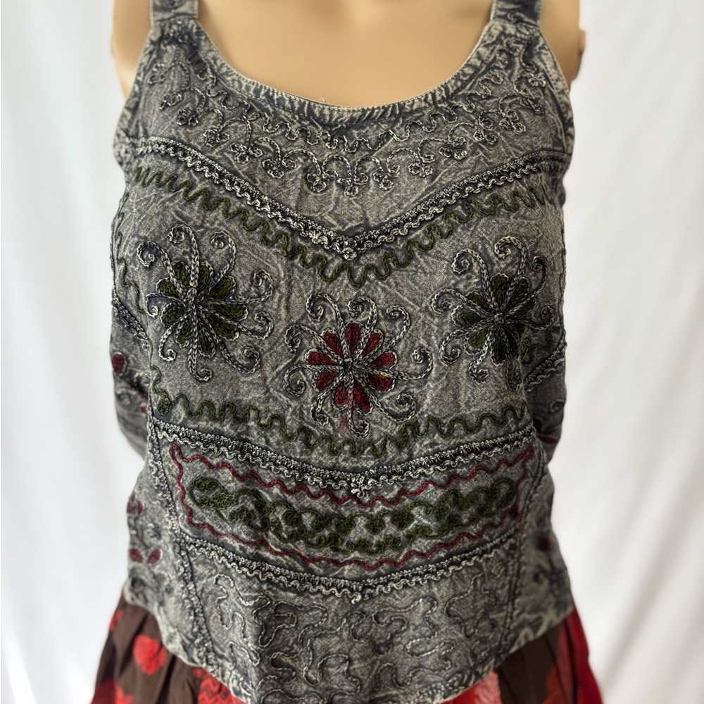 Embroidered Gray and Red Women's Top
